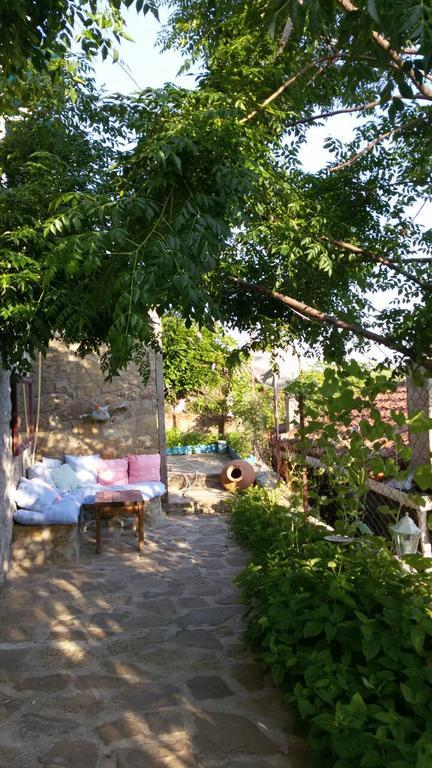 Dimitri Ada Evi & Restaurant Hotel Gokceada Exterior photo